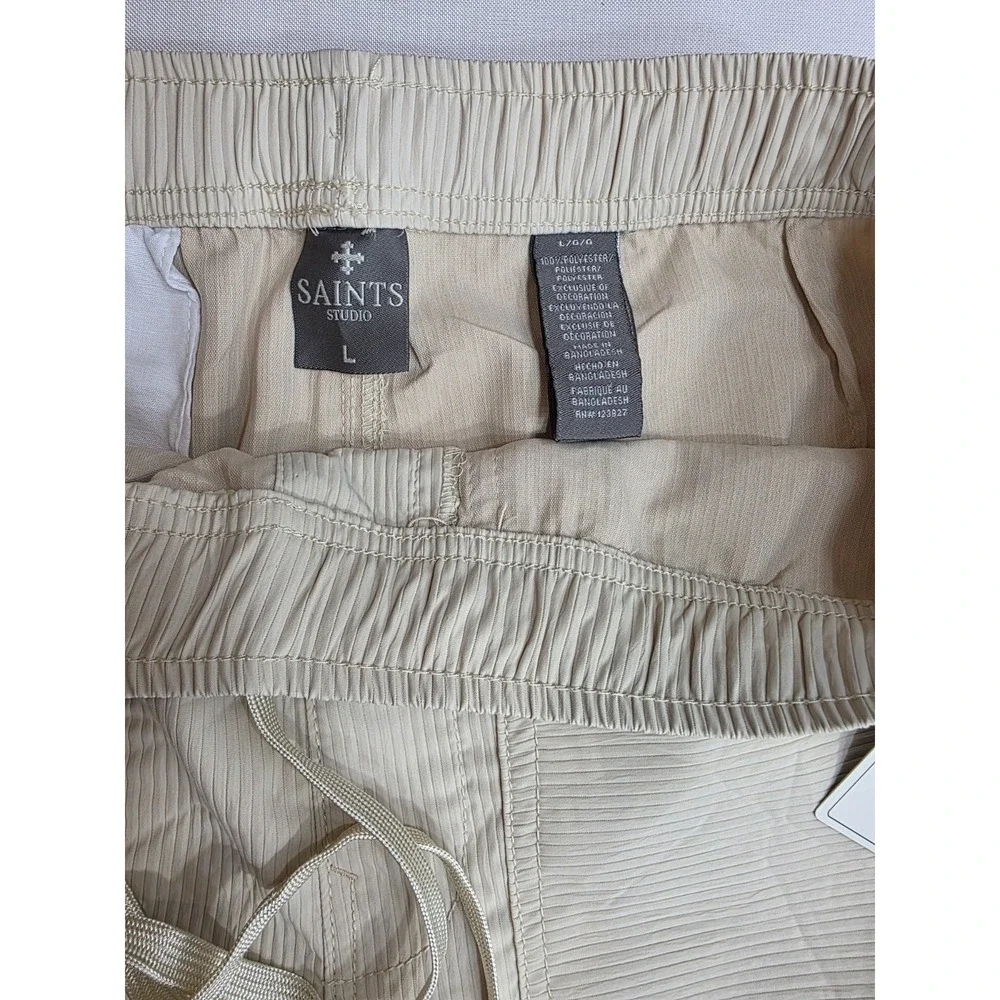 Saints Studio D2720-W62 Men's Bone Color Casual Pants. New With Tags. Size L